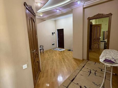 3 otaqlı mənzil, 150 m², Nizami: 550 000 ₼ 3