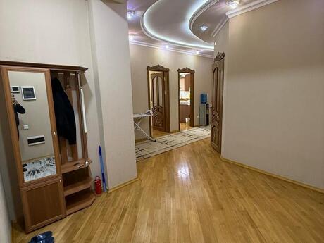 3 otaqlı mənzil, 150 m², Nizami: 550 000 ₼ 4