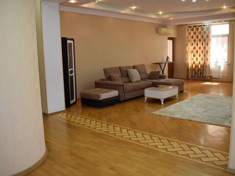 Kirayə 3 otaqlı mənzil, 148 m², 28 May: 1 300 ₼/ay 4