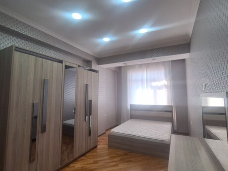 Kirayə 3 otaqlı mənzil, 125 m², İnşaatçılar: 1 050 ₼/ay 3