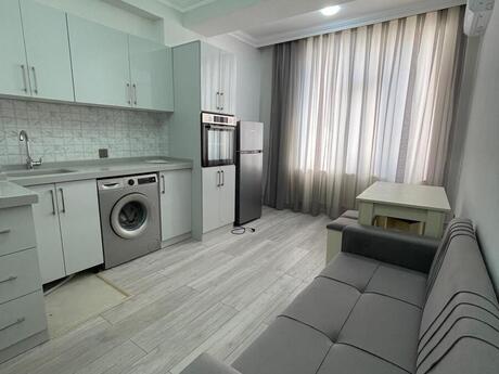 Объявление №6463061 - Баку, м. 28 мая, 2-комн., 80 м², 8/12 этаж