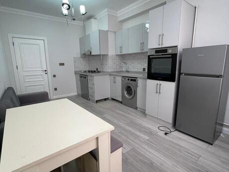 Kirayə 2 otaqlı mənzil, 80 m², 28 May: 1 200 ₼/ay 4