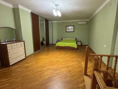 3-комнатная квартира, 95 м², İçəri Şəhər: 364 900 ₼ 2