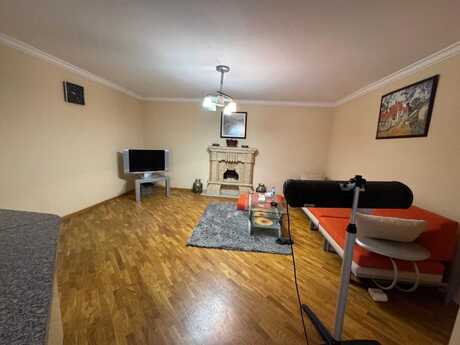 Elan №6463124 - Bakı, İçəri Şəhər m., 3 otaqlı, 95 m², 2/2 mərtəbə