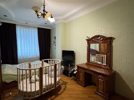2-room apartment, 90 m², Neftçilər: 210 000 ₼ 5