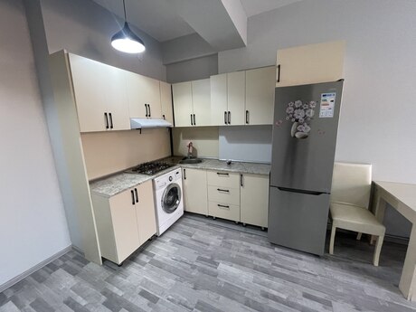 2-room apartment for rent, 60 m², Saray: 370 ₼/mo 3