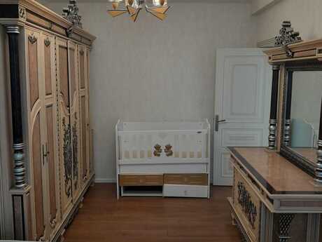 Kirayə 3 otaqlı mənzil, 120 m², İnşaatçılar: 1 199 ₼/ay 2