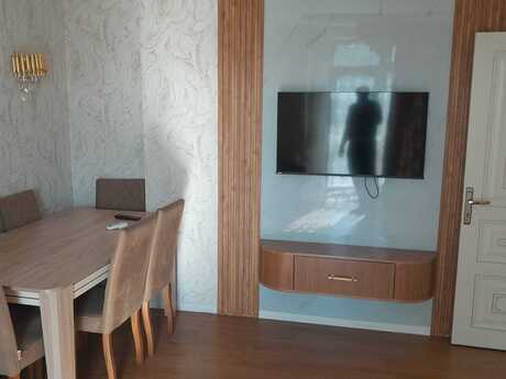 Kirayə 3 otaqlı mənzil, 120 m², İnşaatçılar: 1 199 ₼/ay 4