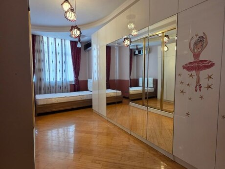 Kirayə 3 otaqlı mənzil, 120 m², İnşaatçılar: 1 000 ₼/ay 5