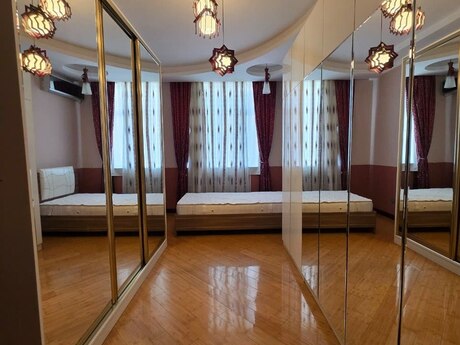 Kirayə 3 otaqlı mənzil, 120 m², İnşaatçılar: 1 000 ₼/ay 3