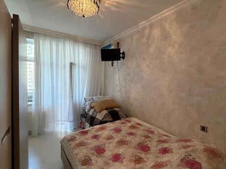 3 otaqlı mənzil, 86 m², Həzi Aslanov: 215 000 ₼ 3