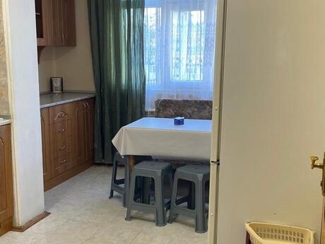 2-room apartment for rent, 60 m², 8-ci mikrorayon: 700 ₼/mo 5