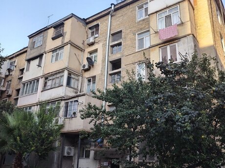 Elan №6463232 - Bakı, Elmlər Akademiyası m., 2 otaqlı, 45 m², 5/5 mərtəbə