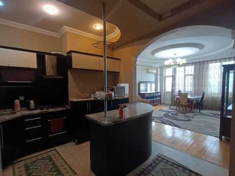 Kirayə 3 otaqlı mənzil, 110 m², Şah İsmayıl Xətai: 900 ₼/ay 2