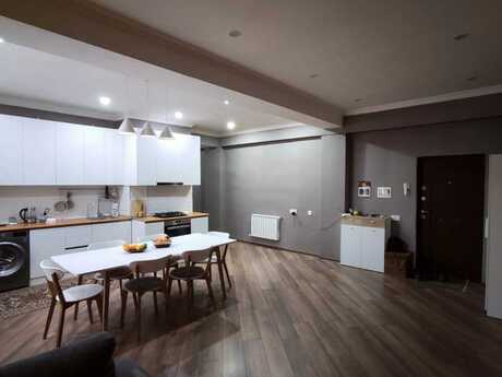 Elan №6463265 - Bakı, İnşaatçılar m., 3 otaqlı, 120 m², 19/21 mərtəbə