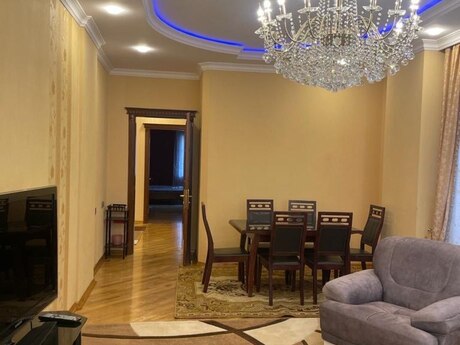 Kirayə 3 otaqlı mənzil, 120 m², 28 May: 1 200 ₼/ay 5