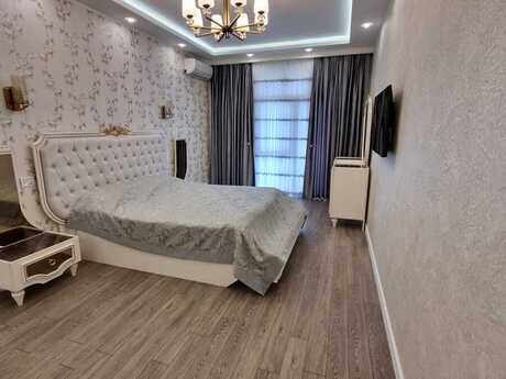 Kirayə 3 otaqlı mənzil, 145 m², Deluxe Palace: 2 500 ₼/ay 4