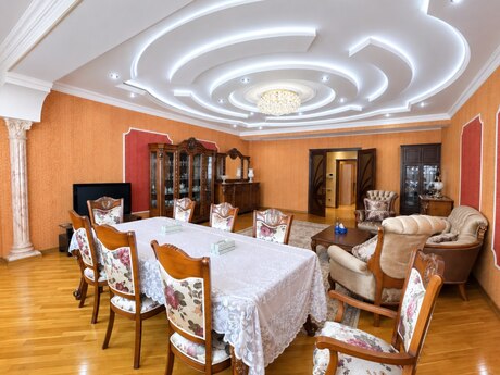 4-room apartment for rent, 200 m², Gənclik: 1 500 ₼/mo 3
