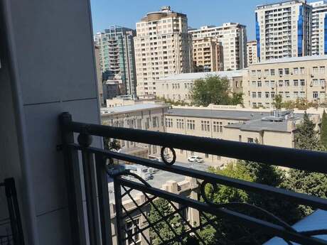 1-room apartment, 41 m², 28 May: 160 000 ₼ 5