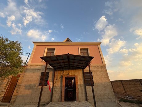 5 otaqlı həyət evi, 140 m², Badamdar: 380 000 ₼ 3
