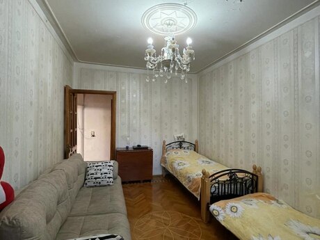 5-комнатная квартира, 117 м², Azadlıq Prospekti: 278 000 ₼ 2