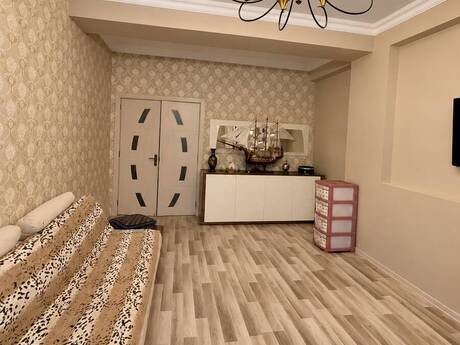 2 otaqlı mənzil, 85 m², Neftçilər: 240 000 ₼ 2