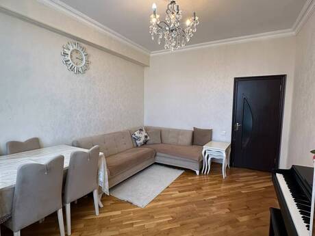2-комн. · 65 m² · 15/17 этаж, Azadlıq Prospekti