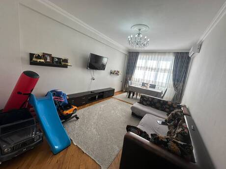 2-комнатная квартира, 89 м², Neftçilər: 230 000 ₼ 2