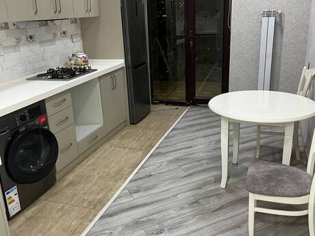 Elan №6463818 - Bakı, Nəsimi r., 2 otaqlı, 95 m², 12/18 mərtəbə