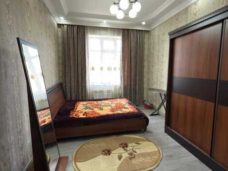 3-room apartment for rent, 90 m², Nərimanov: 800 ₼/mo 4