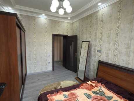 3-room apartment for rent, 90 m², Nərimanov: 800 ₼/mo 3
