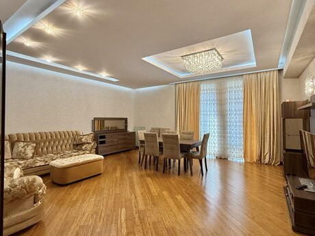 Elan №6463837 - Bakı, Gənclik m., 3 otaqlı, 130 m², 5/15 mərtəbə