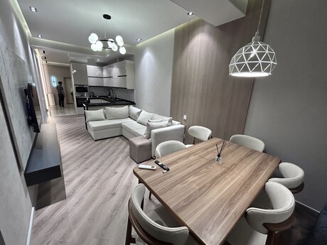 Kirayə 3 otaqlı mənzil, 130 m², Elmlər Akademiyası: 2 100 ₼/ay 4