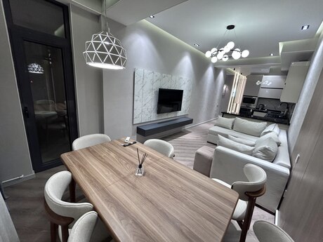 Kirayə 3 otaqlı mənzil, 130 m², Elmlər Akademiyası: 2 100 ₼/ay 5