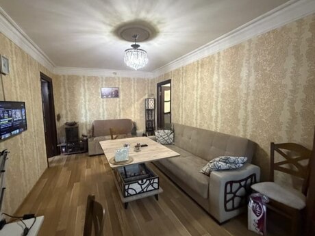 Elan №6463943 - Bakı, Nərimanov r., 2 otaqlı, 50 m², 4/5 mərtəbə