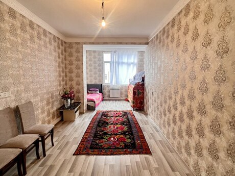 Объявление №6463970 - Баку, м. Низами, 3-комн., 80 м², 4/5 этаж