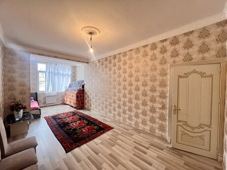 3 otaqlı mənzil, 80 m², Nizami: 230 000 ₼ 2