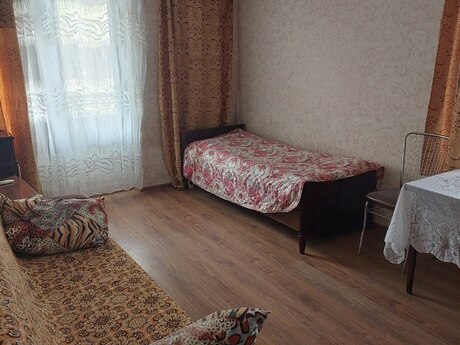 Аренда: 1-комнатная квартира, 32 м², Elmlər Akademiyası: 550 ₼/мес 4
