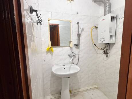 Аренда: 2-комнатная квартира, 60 м², Xalqlar Dostluğu: 550 ₼/мес 5