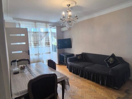 Elan №6463992 - Bakı, İnşaatçılar m., 2 otaqlı, 55 m², 3/5 mərtəbə