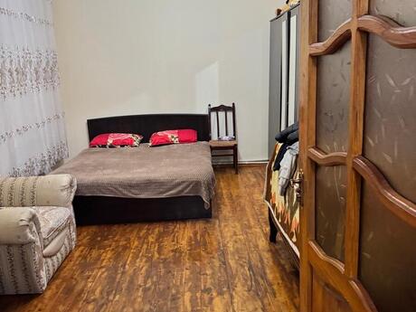 4 otaqlı həyət evi, 100 m², Azadlıq Prospekti: 128 000 ₼ 4
