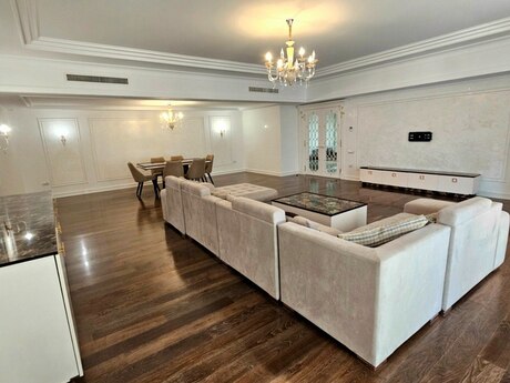 Kirayə 3 otaqlı mənzil, 265 m², Port Baku Residence: 6 000 ₼/ay 5