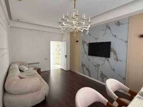 2-комнатная квартира, 91 м², Saray: 130 000 ₼ 2