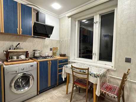 3 otaq · 110 m² · 5/5 mərtəbə, İnşaatçılar