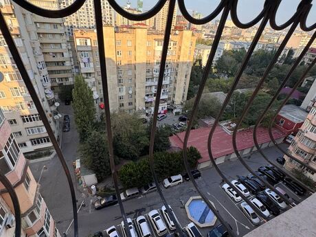 Объявление №6464306 - Баку, Наримановский  р., 3-комн., 135 м², 10/11 этаж