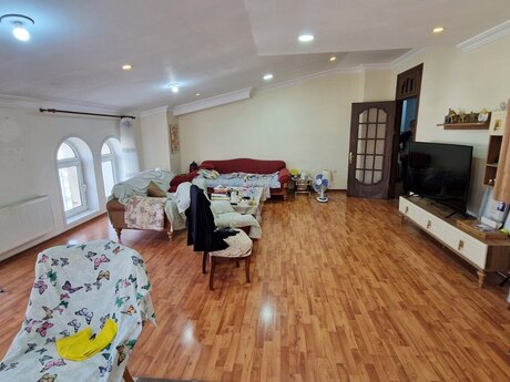 4 otaqlı mənzil, 170 m², Nizami: 307 000 ₼ 2