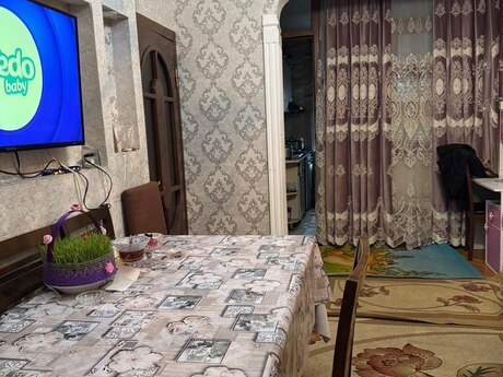 3 otaq · 72 m² · 1/5 mərtəbə, Memar Əcəmi