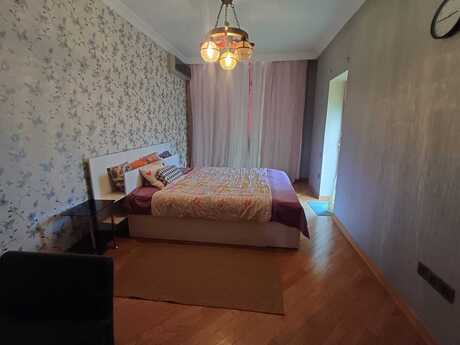 3-room apartment, 138 m², 8 Noyabr: 400 000 ₼ 4