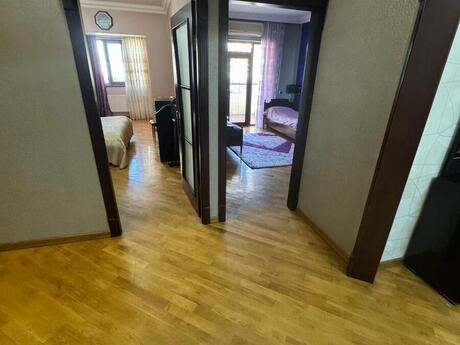 3 otaq · 70 m² · 6/9 mərtəbə, Nizami