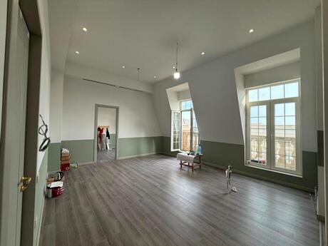 2-комнатная квартира, 57 м², Ağ şəhər: 280 000 ₼ 2
